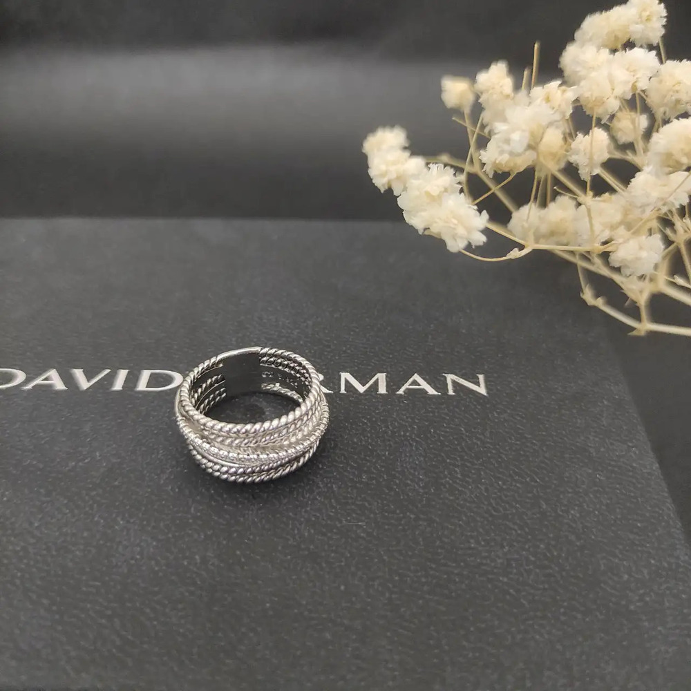David Yurman Threaded Diamond Ring - Picture 7 of 8